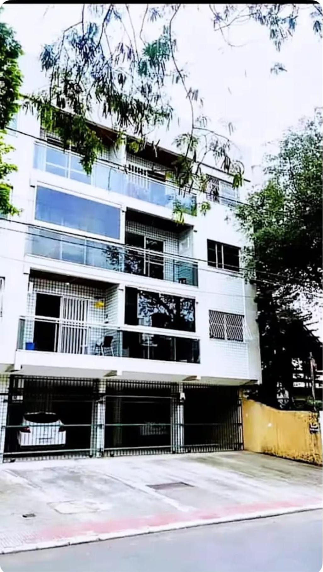 Quartos Privativos Proximo A Orla De Camburi * Vitória